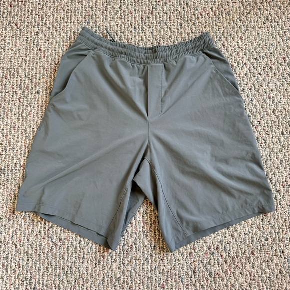 Lululemon pace breaker lined shorts - Picture 2 of 6